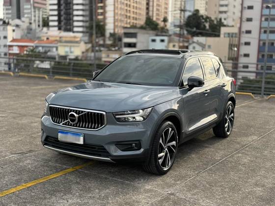 VOLVO XC40 2.0 T5 GASOLINA R-DESIGN AWD GEARTRONIC VOLVO XC40 2.0 T5 GASOLINA R-DESIGN AWD GEARTRONIC